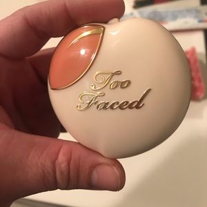 Too Faced melting powder blush.